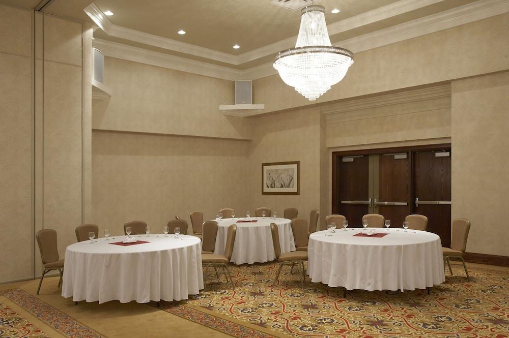 Hamilton Plaza Hotel And Conference Centre Luaran gambar