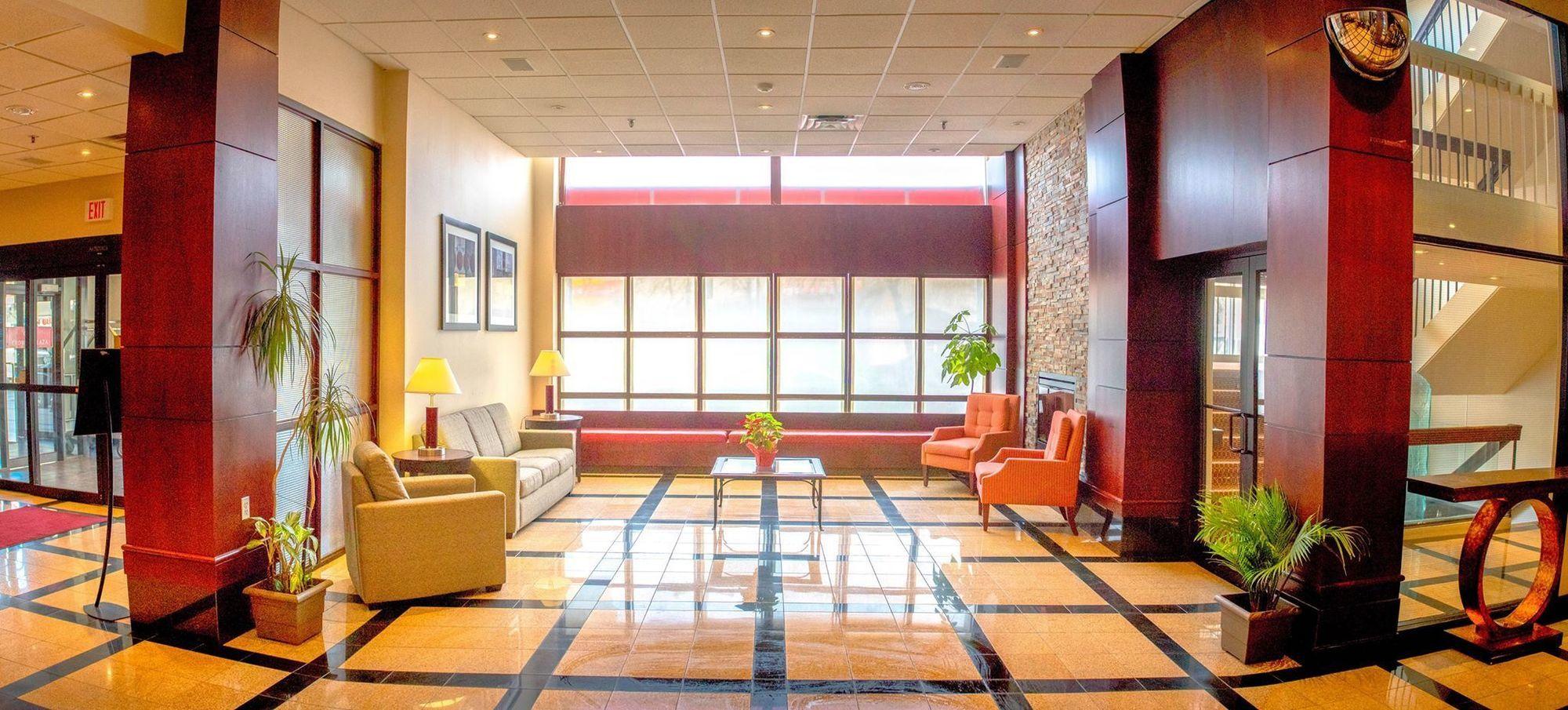 Hamilton Plaza Hotel And Conference Centre Luaran gambar